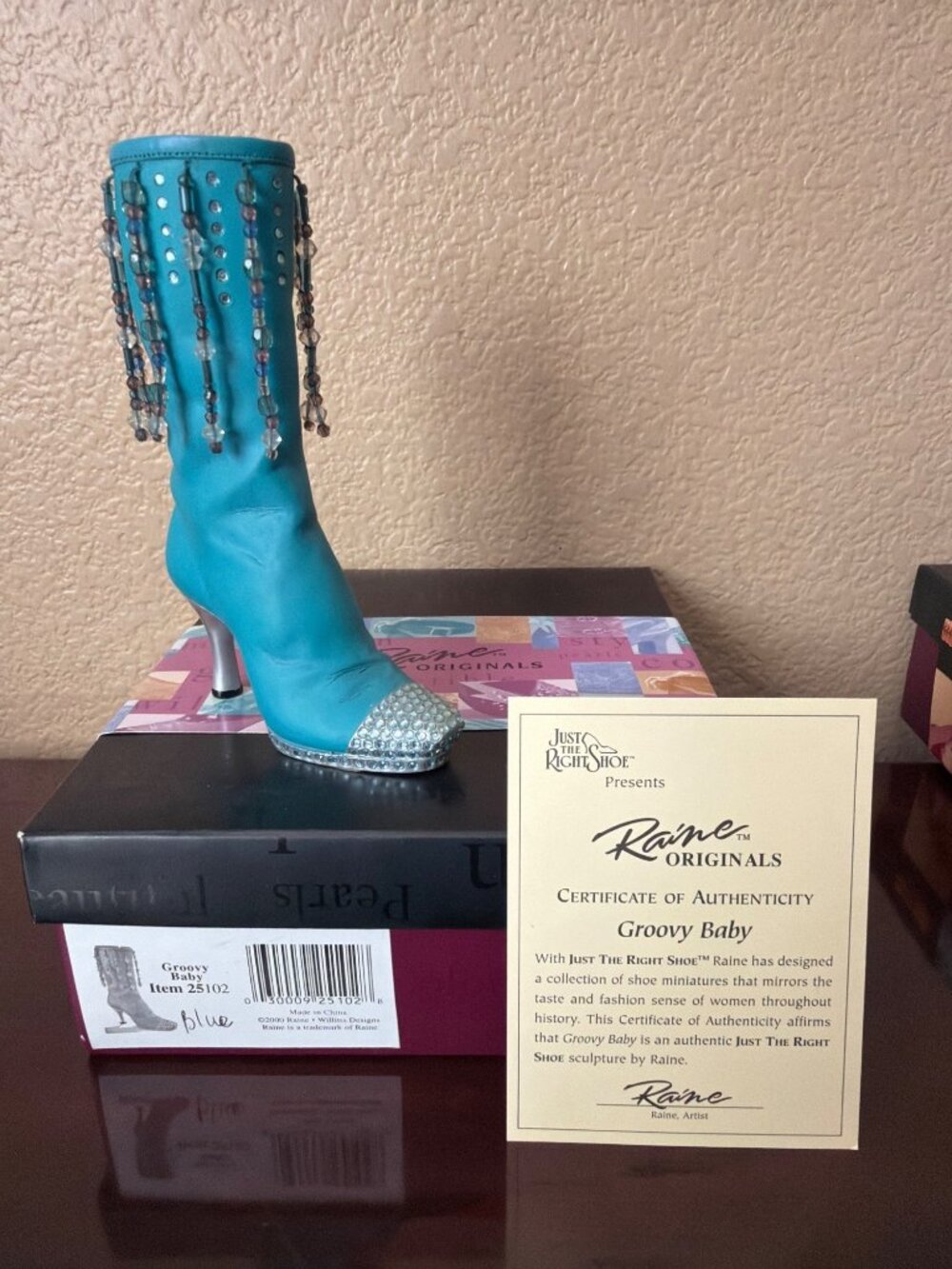 2 X Just the Right Shoe Raine Groovy Baby & Watch Your Step Boots Lot NEW 2000s - Picture 2 of 13